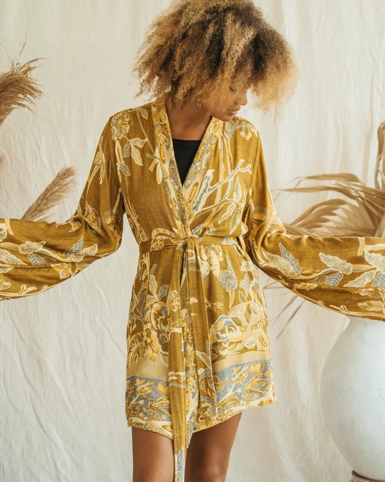 436_bda6fe1976_golden_lotus_-_short_kimono_3-1350x0