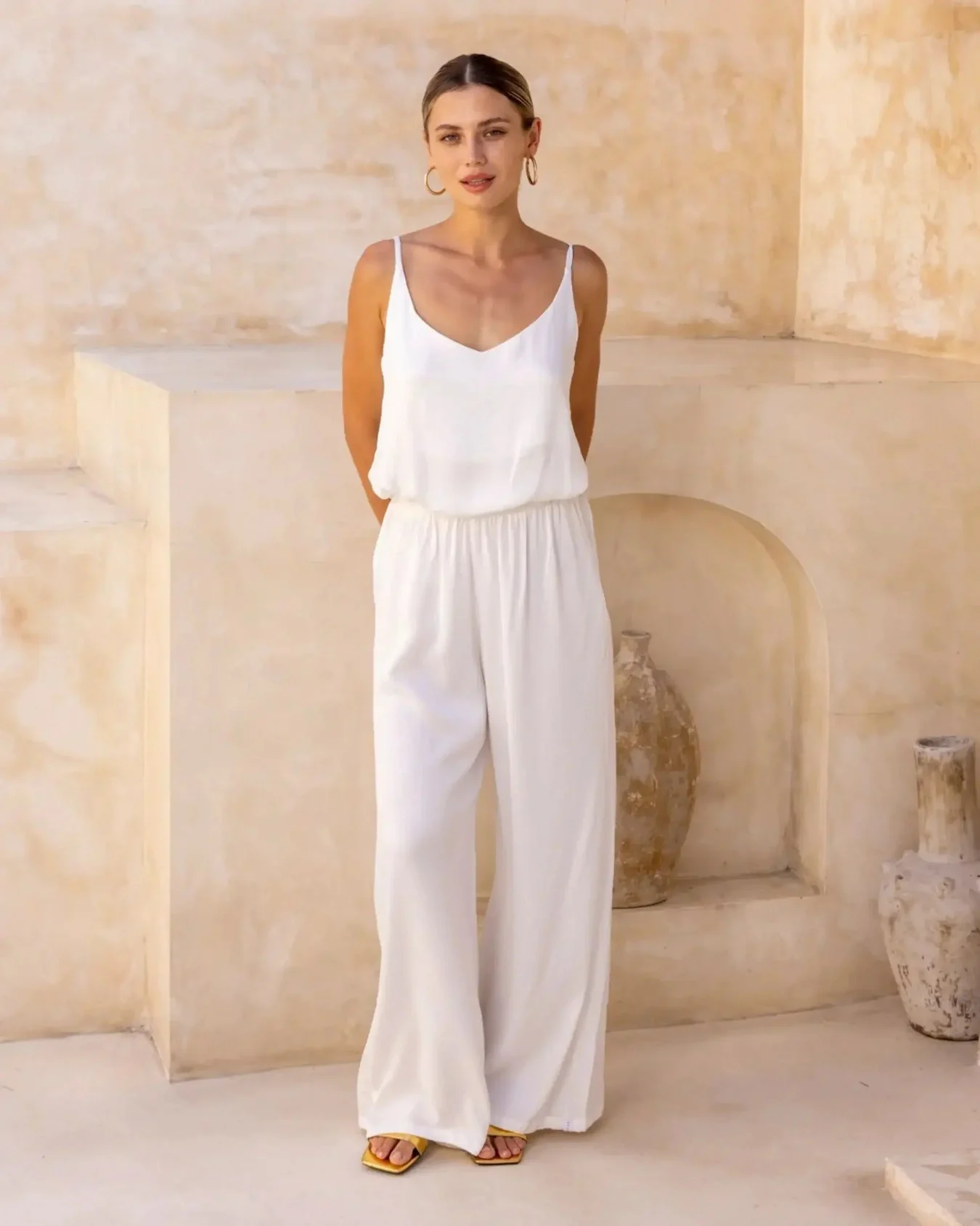 438_54352598e7_divinelight-pants3-1350x0