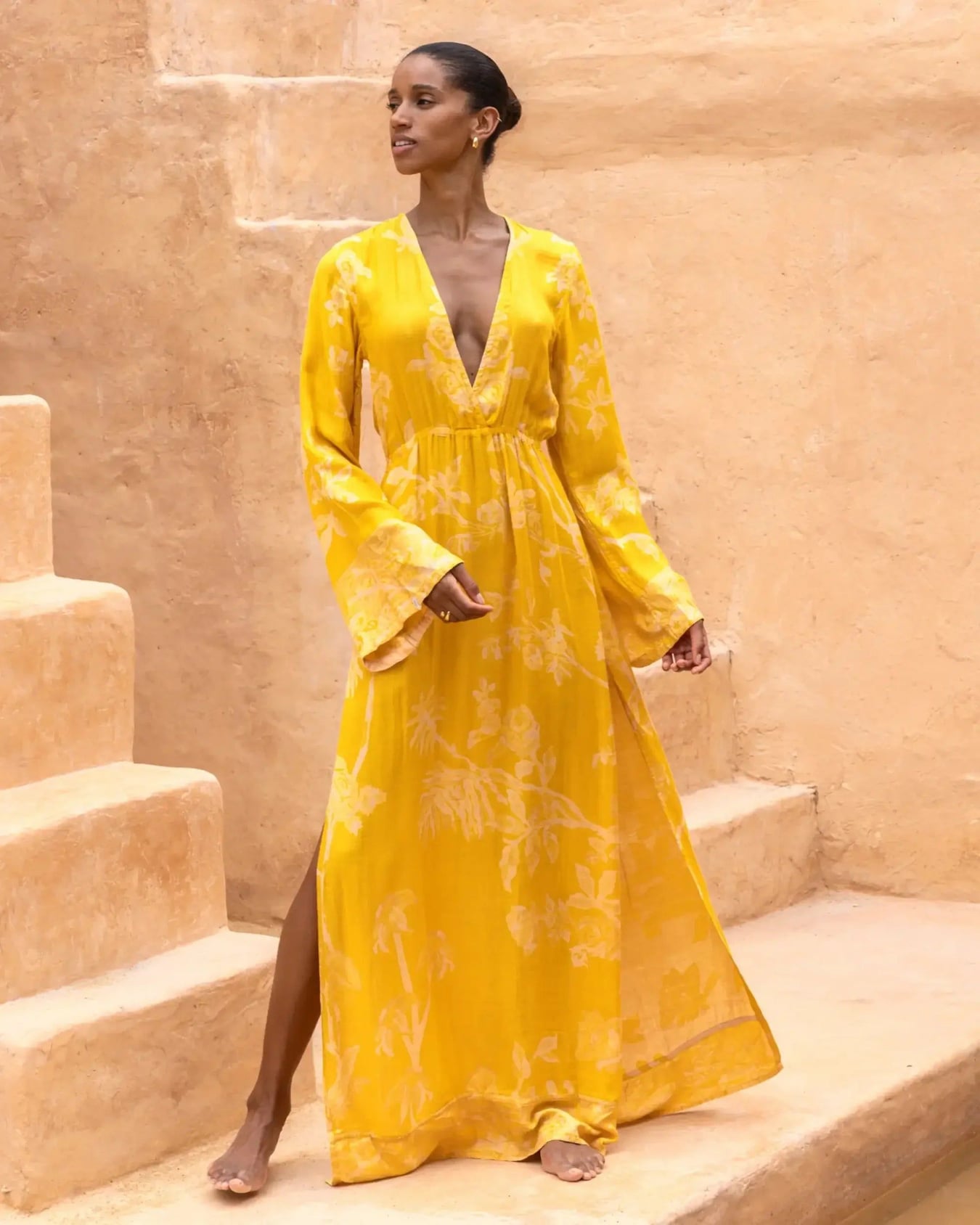 454_b0fd90c3ba_templeofthesun-maxidress2_dc9ea406-8631-4dae-a087-224e9775e9ac-1350x0
