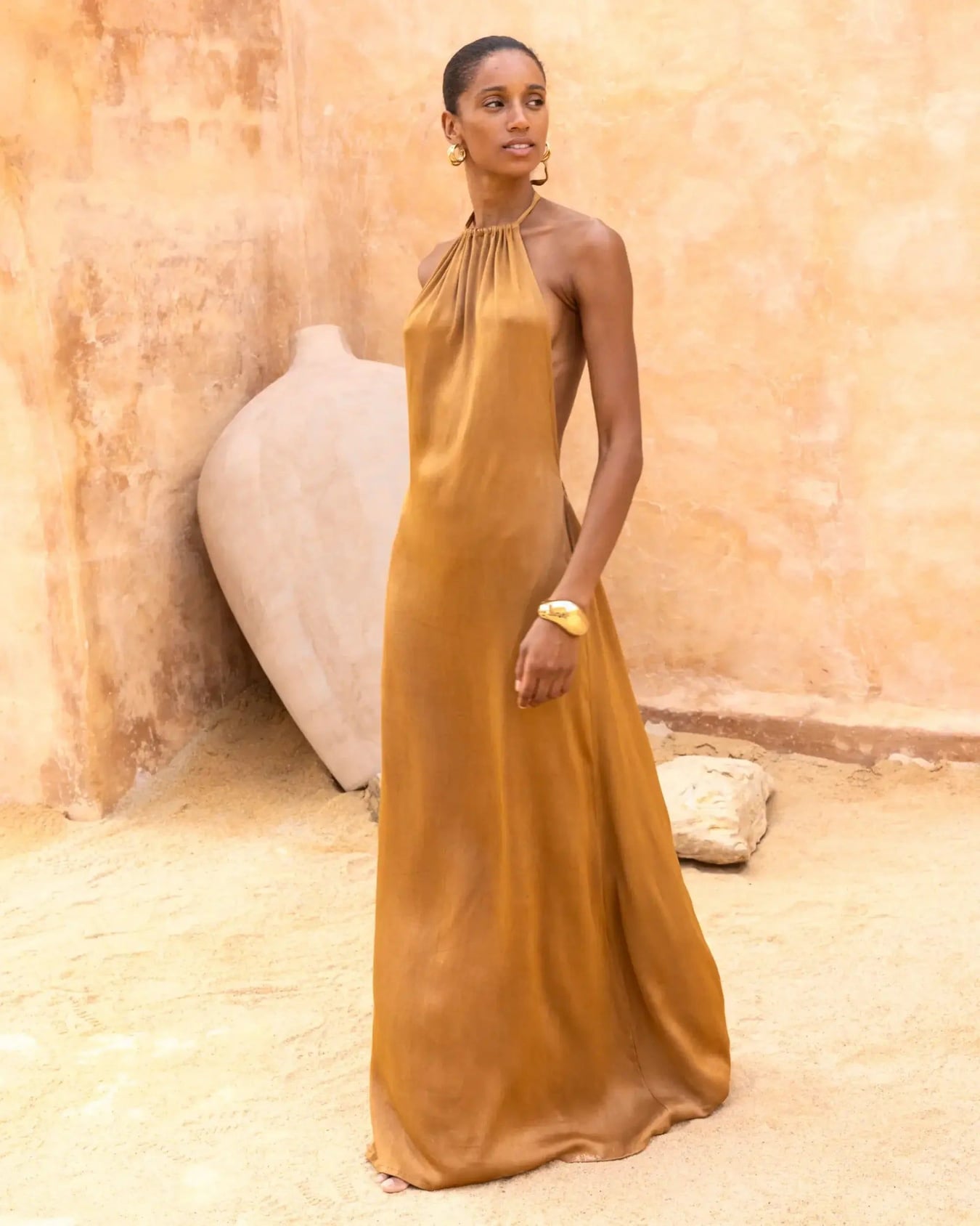 520_ea86eca521_saharasunset-halterdress4-1350x0