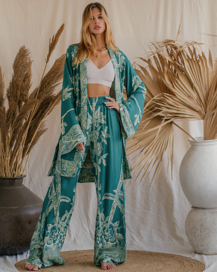 Aphrodite - Short Kimono